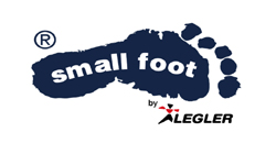 small foot logo