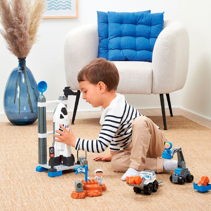 Rumstation med figurer version 15