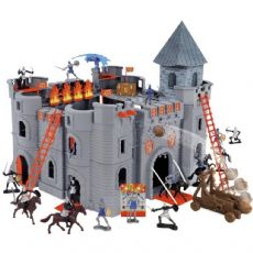 Knight's castle with accessories