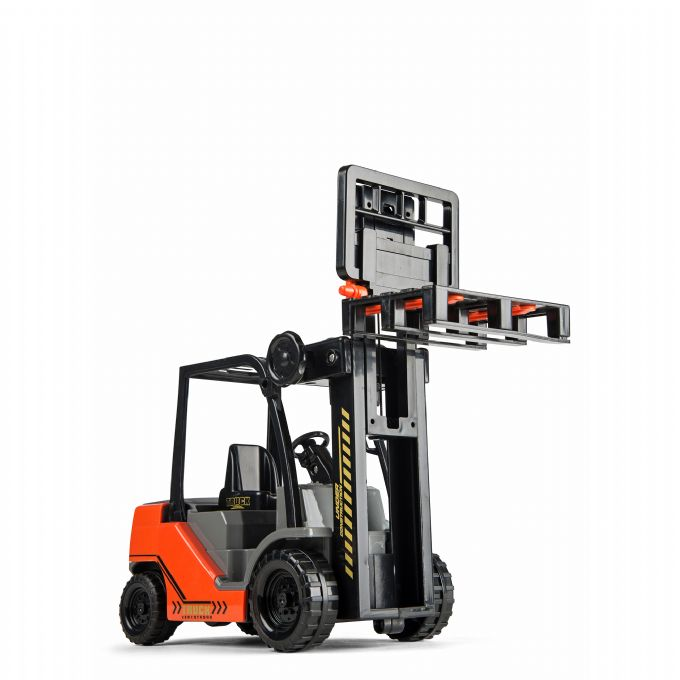 Haarukkatrukki lavalla ja pakkauksilla version 4