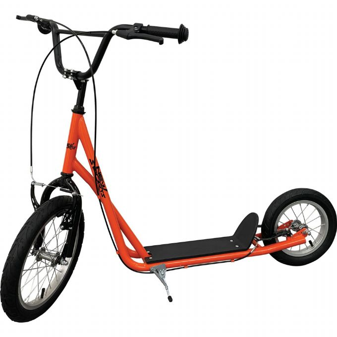 Scooter with pneumatic wheels and brakes version 1