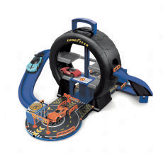 Goodyear Garage med bilar