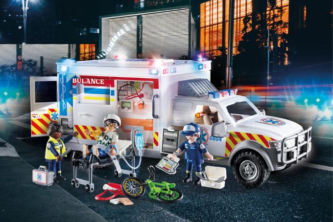 Emergency vehicle American ambulance version 3