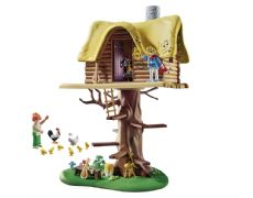 Asterix Troubadourix with wooden cabin