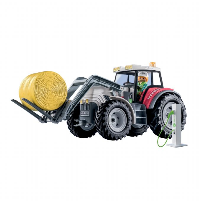 Iso traktori version 1