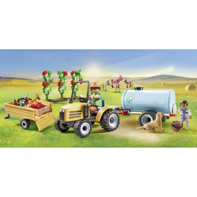 Traktor mit Anhnger und Wasse version 3