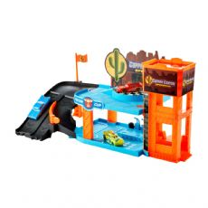 Cars Glow Racers Glowing Garage Playset