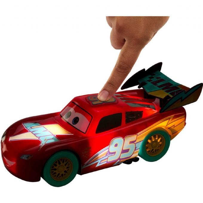 Pixar Cars Salama McQueen Ajovalot ja äänet version 3