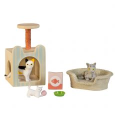 Lundby lemmikit, 2 kissaa + 1 kissanpentu