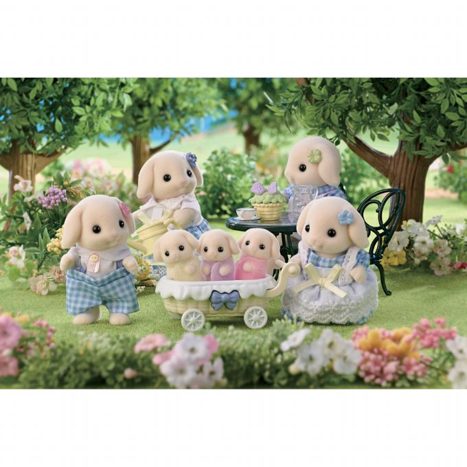 The Flora Rabbit family version 3
