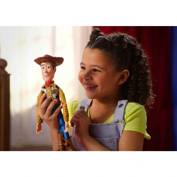 Toy Story Roundup Fun Woody Figure version 5