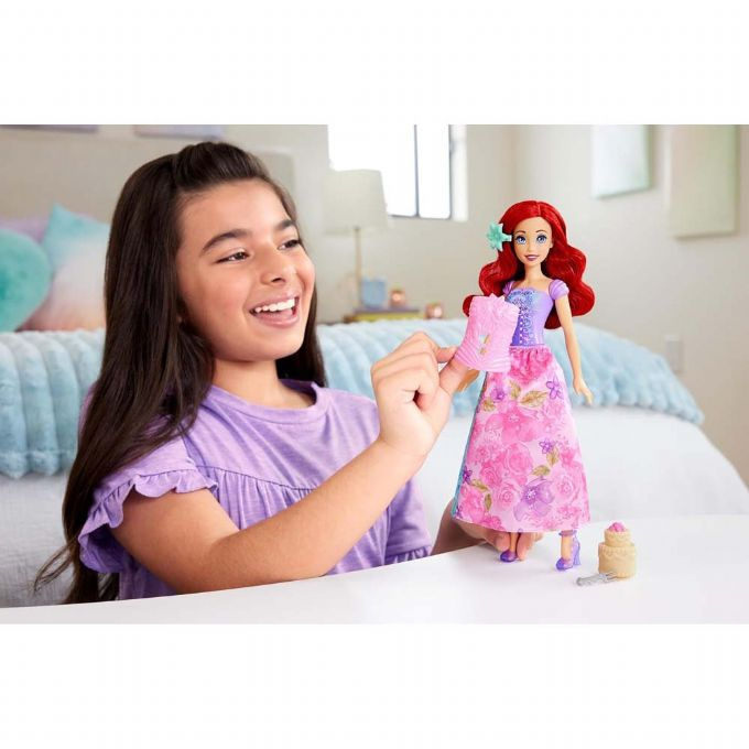Disney Princess Spin + Reveal Ariel version 6