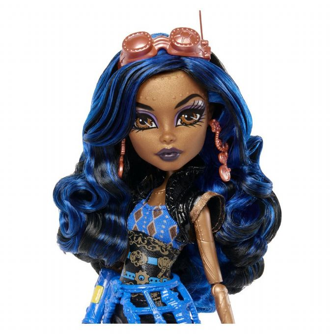 Monster High Robecca Steam Dukke version 4
