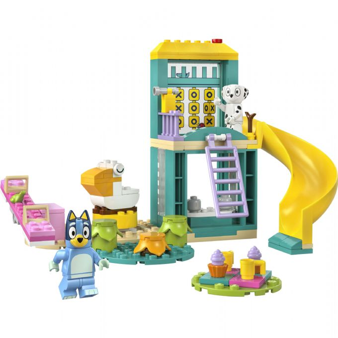 Moro p� lekeplassen med Bluey og Chloe version 1