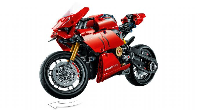 Ducati Panigale V4 R version 5
