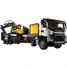 Volvo FMX-lastbil og EC230 gravemaskine