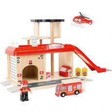 Fire station with 15 parts