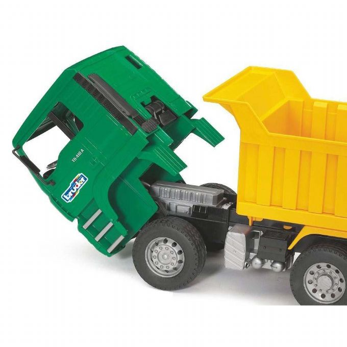 MAN truck with tipper version 4