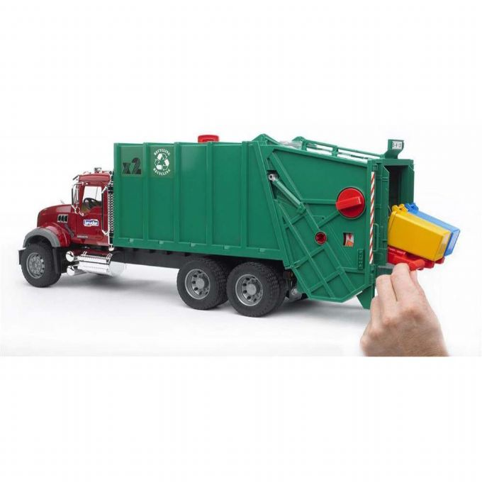 MACK Granite garbage truck 2812 version 3