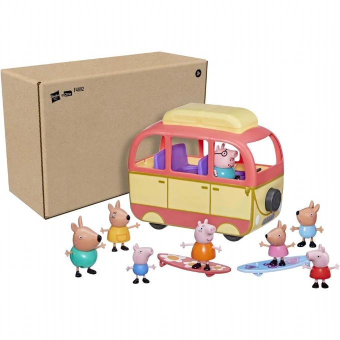 Gurli Pig Caravan with figures version 2