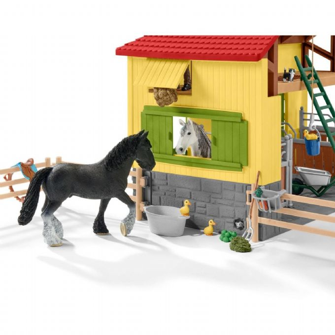 Horse stable version 16