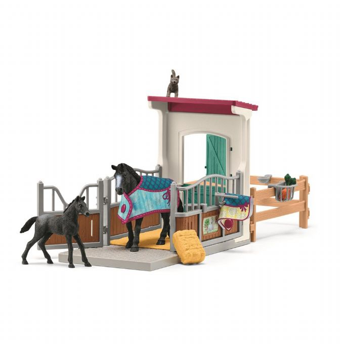 Horse box with appaloosa mare and foal version 3