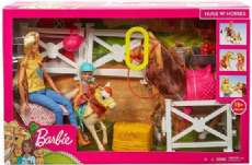 Barbie Hugs n Horses FXH15 box