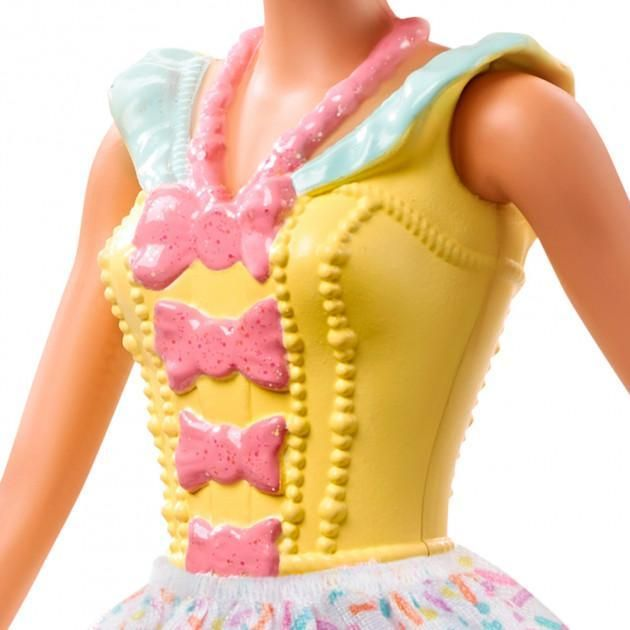 Barbie Dreamtopia keltainen ja vaaleanpunainen kei version 8