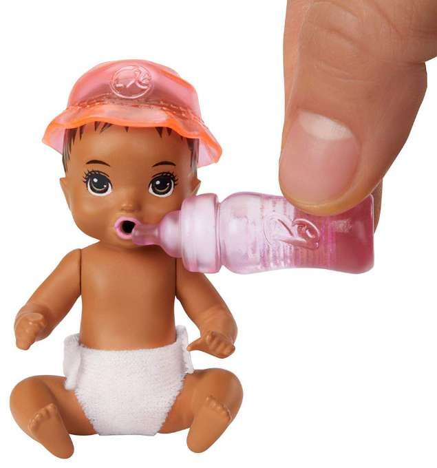 Barbie Babysitters Vauvan vaipanvaihtoleikkisetti version 4