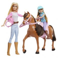 Barbie Sisters hevosen kanssa