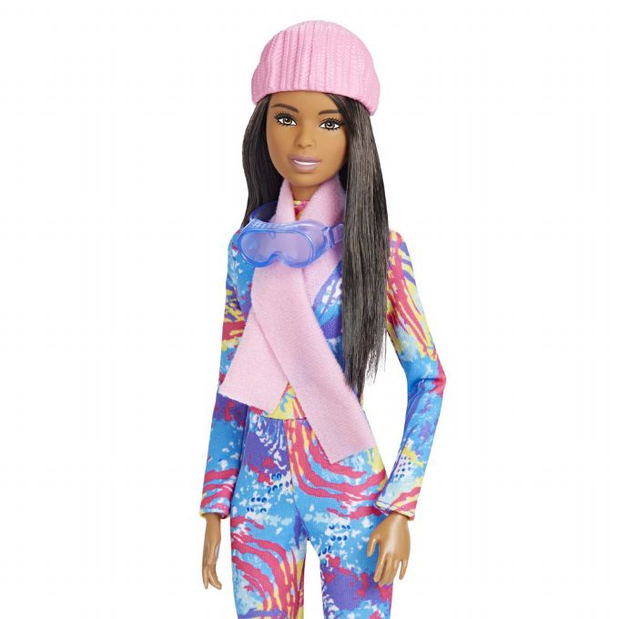 Barbie-talviurheilunukke kelkan kanssa version 4