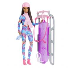 Barbie-talviurheilunukke kelkan kanssa