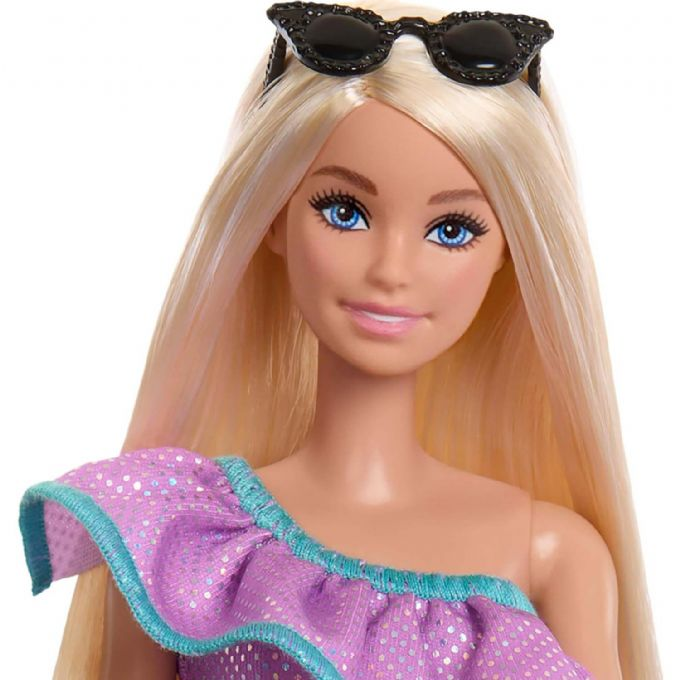 Barbie  Dukke med T�j & Tilbeh�r version 6