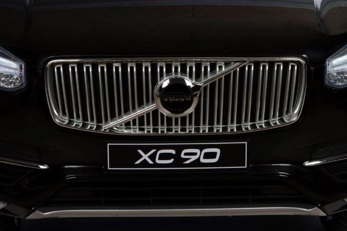 Volvo XC90 Svart version 12