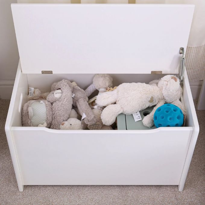Toy chest with soft close version 3