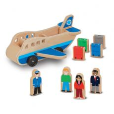 Lentokone matkustajien kanssa puussa