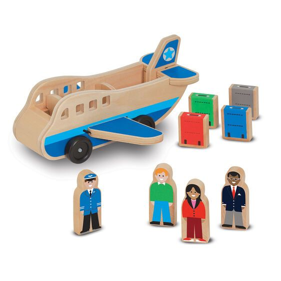 Airplane with passengers in wood version 1