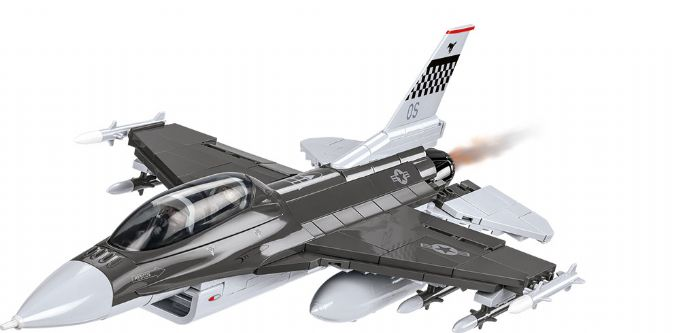 Se F-16D Fighting Falcon hos Eurotoys