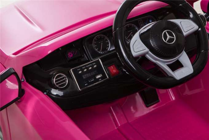 Vaaleanpunainen Mercedes S63, 12V version 12