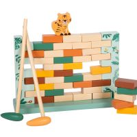 Wobbly Wall Safari