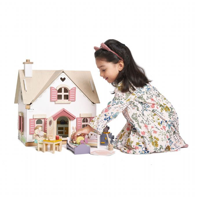 Dollhouse with furniture, Cottontail cottage version 4