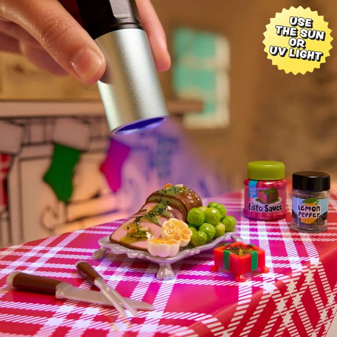 Miniverse Make It Mini Holiday Theme version 3