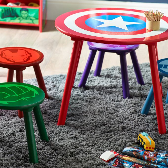 Avengers table and chairs version 3