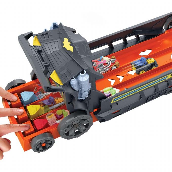 Hot Wheels RacerVerse Batman Trackset version 3
