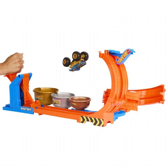 HW Monster Trucks Loop + Flip Trophy version 4