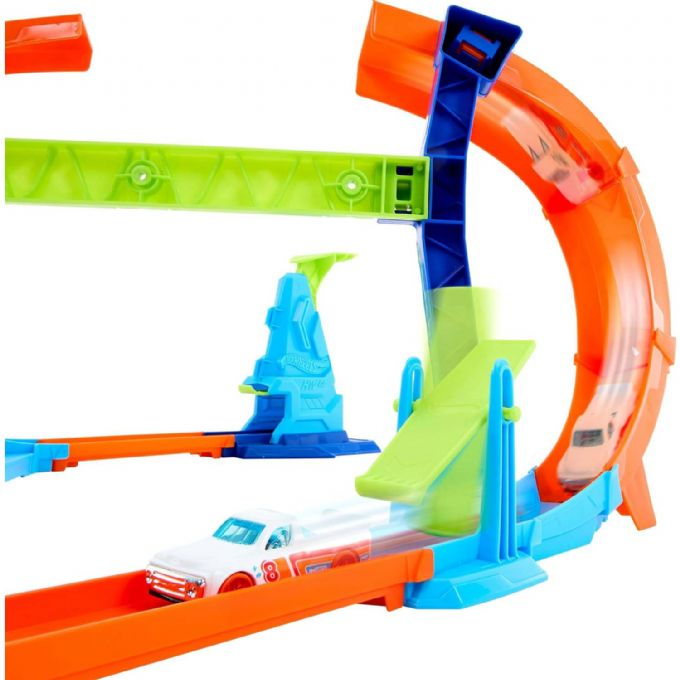 Hot Wheels Stunt Tracks Corkscrew Jump version 3