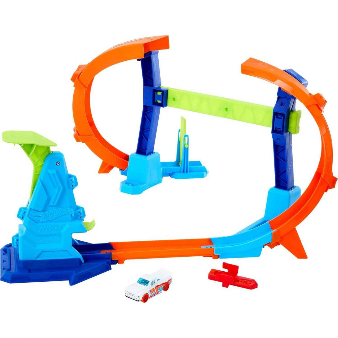 Hot Wheels Stunt Tracks Corkscrew Jump