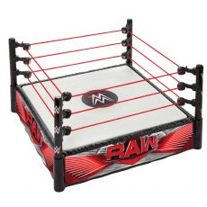 WWE Main Event-ringen