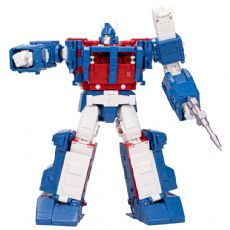 Transformers Ultra Magnus Figure